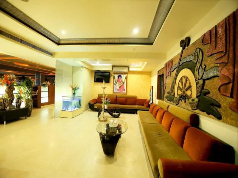 โฮเต็ล ซิทารา แกรนด์ กูกาทพัลลี Hotel ไฮเดอราบัด ภายนอก รูปภาพ